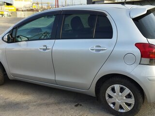 2009 Toyota Vitz II (XP90), серебристый, 470000 рублей, вид 5