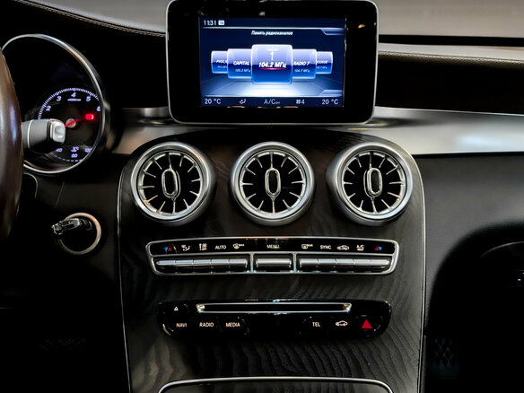 2017 Mercedes-Benz GLC 250 I (X253), белый, 3200000 рублей - вид 15