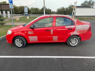 2010 Chevrolet Aveo I Рестайлинг, красный, 380000 рублей, вид 4