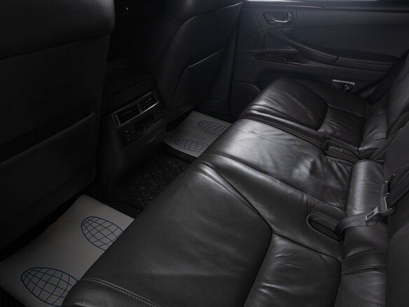 2008 Lexus LX 570 III, серебристый, 3600000 рублей - вид 23