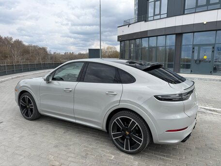2022 Porsche Cayenne Coupé III, серый, 7500000 рублей, вид 4