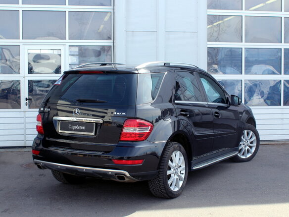 2011 Mercedes-Benz M-Класс 350 II (W164) Рестайлинг, чёрный - вид 1