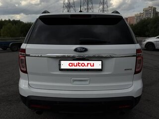 2013 Ford Explorer V, белый, 1600000 рублей, вид 4
