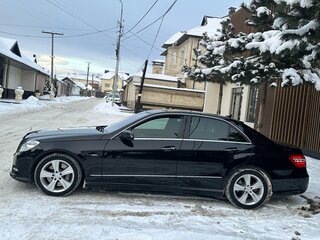2012 Mercedes-Benz E-Класс 350 IV (W212, S212, C207), чёрный, 3000000 рублей, вид 5