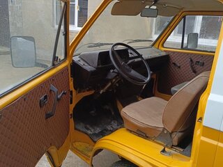 1982 Volkswagen Transporter T3, жёлтый, 370000 рублей, вид 4