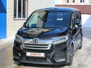 2017 Honda Stepwgn Spada V Рестайлинг, чёрный, 2450000 рублей, вид 1