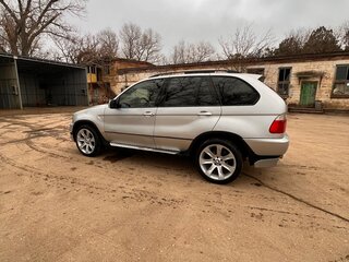2000 BMW X5 4.4i I (E53), серебристый, 750000 рублей, вид 5
