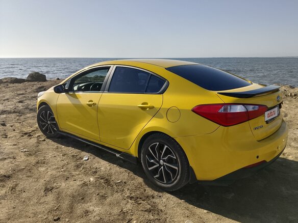 2014 Kia Cerato III, жёлтый, 1200000 рублей - вид 3