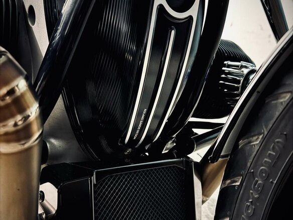 2020 BMW R 18, чёрный, 3396192 рублей - вид 2