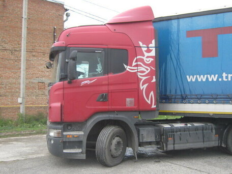 2010 Scania G-series, пурпурный, 2800000 рублей, вид 3