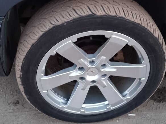 2010 Cadillac Escalade III, серый, 1500000 рублей - вид 9