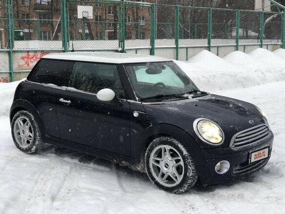2007 Mini Hatch Cooper II (R56), чёрный - вид 2