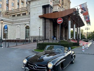 1960 Mercedes-Benz 190 SL R121, чёрный, 19900000 рублей, вид 2