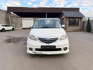 2004 Honda Elysion I, белый, 950000 рублей, вид 2