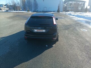 2011 Ford Focus II Рестайлинг, чёрный, 600000 рублей, вид 4