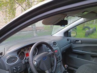2010 Ford Focus II Рестайлинг, чёрный, 500000 рублей, вид 3