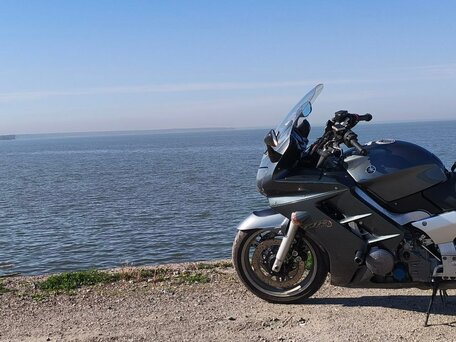 2004 Yamaha FJR1300, серый, 600000 рублей, вид 1