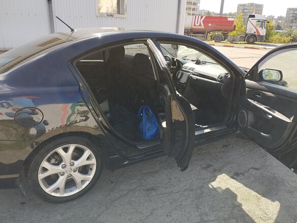 2008 Mazda 3 4-speed I (BK) Рестайлинг, чёрный, 650000 рублей - вид 2