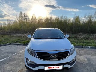 2011 Kia Sportage III, белый, 1350000 рублей, вид 1