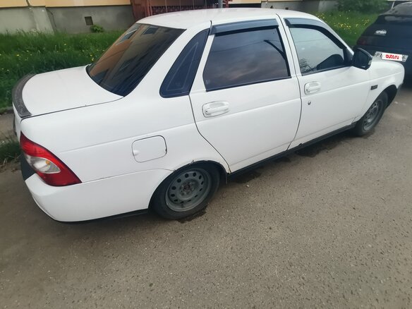 2011 Lada (ВАЗ) Priora I, белый, 285000 рублей