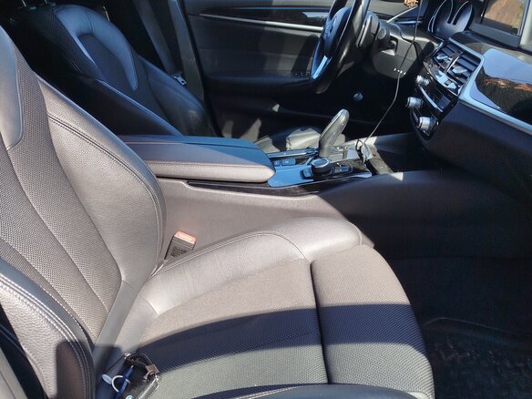 2019 BMW 5 серии 520d xDrive VII (G30/G31/G38), чёрный, 2950000 рублей - вид 6