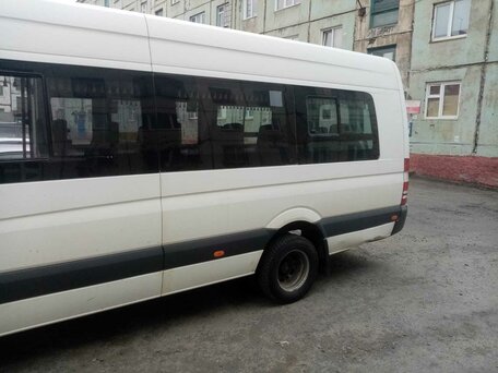 2011 Mercedes-Benz Sprinter, белый, 1800000 рублей, вид 3