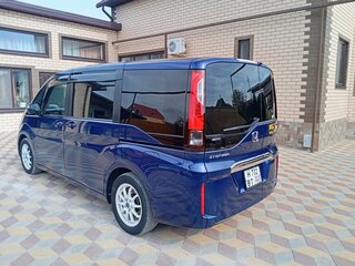 2015 Honda Stepwgn V, синий, 1620000 рублей, вид 4