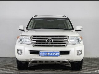 2013 Toyota Land Cruiser 200 Series Рестайлинг 1, белый, 4850000 рублей, вид 2