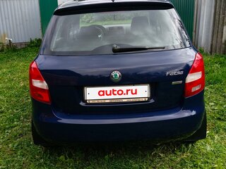 2011 Skoda Fabia II Рестайлинг, синий, 450000 рублей, вид 5