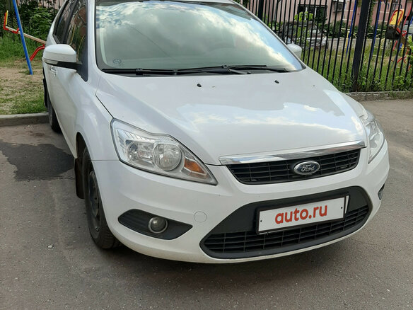 2011 Ford Focus II Рестайлинг, белый