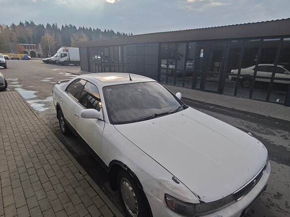 1993 Toyota Chaser V (X90), белый - вид 1