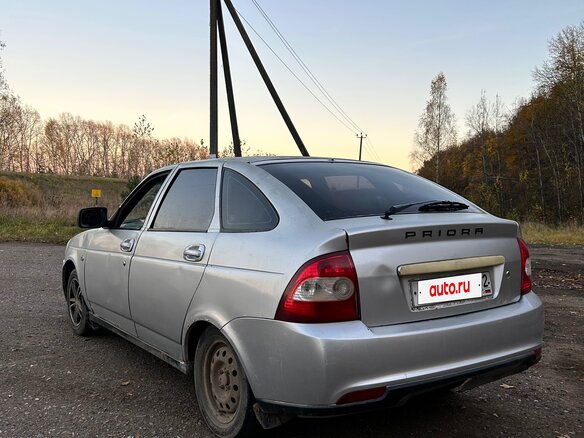 2010 Lada (ВАЗ) Priora I, серебристый, 110000 рублей - вид 4