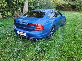 2017 Volvo S90 II, голубой, 3380000 рублей, вид 3