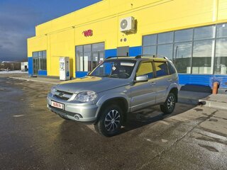 2013 Chevrolet Niva I Рестайлинг, серебристый, 660000 рублей, вид 4