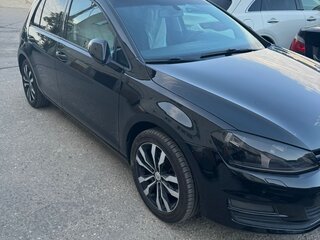 2014 Volkswagen Golf VII, чёрный, 1250000 рублей, вид 5