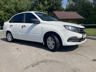 2018 Lada (ВАЗ) Granta I Рестайлинг, белый, 425000 рублей, вид 2