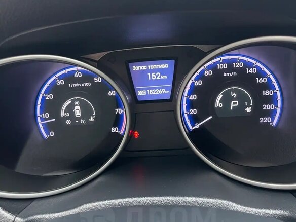 2011 Hyundai ix35 I, белый, 1100000 рублей - вид 5