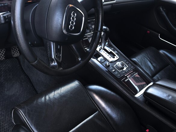 2007 Audi A8 Long II (D3) Рестайлинг 2, серебристый, 1100000 рублей - вид 10