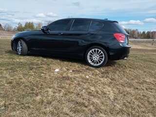 2013 BMW 1 серии 116i II (F20/F21), чёрный, 1300000 рублей, вид 5