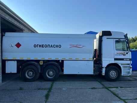 1998 Mercedes-Benz Actros, белый, 4600000 рублей, вид 3