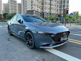2022 Mazda 3 Axela IV (BP), серый, 1170600 рублей, вид 3