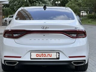 2018 Hyundai Grandeur VI, белый, 2290000 рублей, вид 4