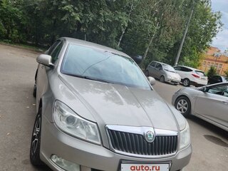 2011 Skoda Octavia II (A5) Рестайлинг, серый, 825000 рублей, вид 3