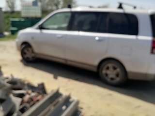 2001 Mitsubishi Dion I, белый, 220000 рублей, вид 4