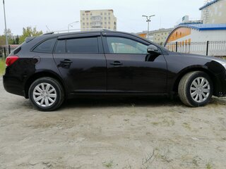 2014 Chevrolet Cruze I Рестайлинг, коричневый, 925000 рублей, вид 3