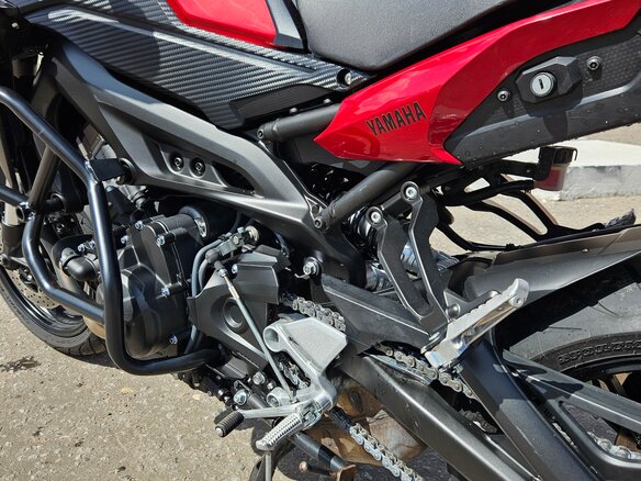 2016 Yamaha MT-09 Tracer (FJ-09), красный, 870000 рублей - вид 12