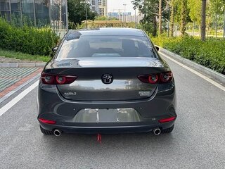 2022 Mazda 3 Axela IV (BP), серый, 1330000 рублей, вид 5