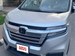 2020 Honda Stepwgn Spada V Рестайлинг, серебристый, 2850000 рублей, вид 3