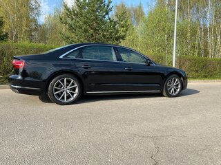 2015 Audi A8 III (D4) Рестайлинг, чёрный, 2900000 рублей, вид 2