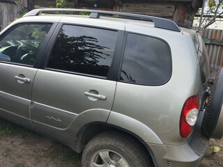 2012 Chevrolet Niva I Рестайлинг, серый, 640000 рублей, вид 4